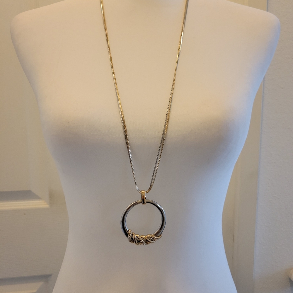 WHBM | Elegant Silver/Gold Tone Crystal Accent Circle Pendant Necklace - Picture 6 of 12